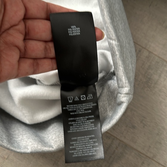 ⭐️ 2 for $10 or $7 each ⭐️ Men’s * Hurley light heather grey sweatshirt * US S - Picture 6 of 7